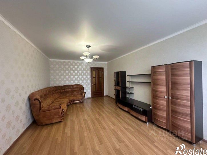 3-комн квартира улица Володарского, 15А,  д. 15А