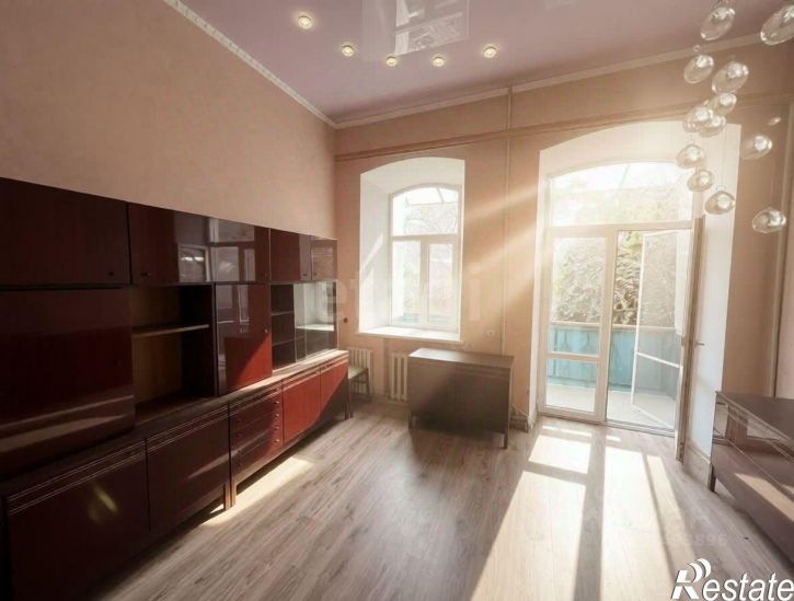 3-комн квартира улица Десантников, 4,  д. 4