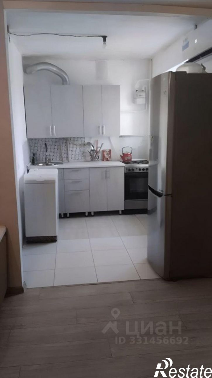 2-комн квартира ул Крымская, 3,  д. 3
