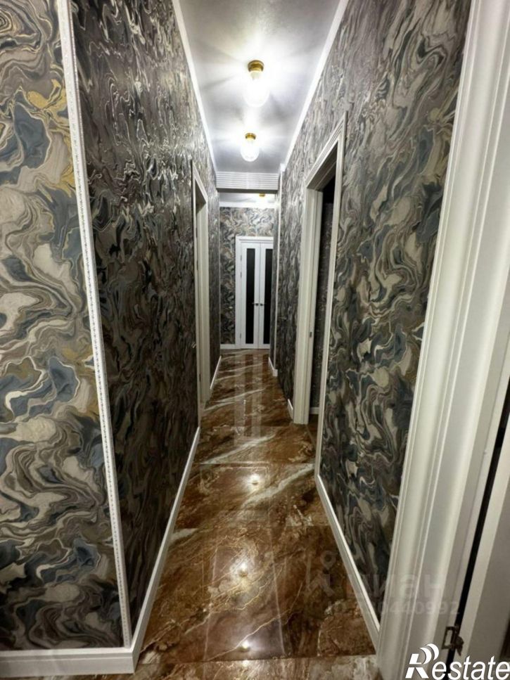 3-комн квартира ул Назукина, 1,  д. 1