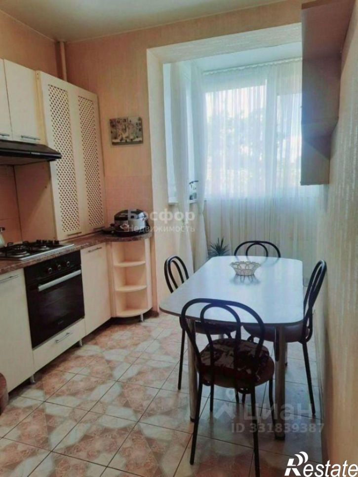 2-комн квартира ул Гарнаева, 63И,  д. 63И