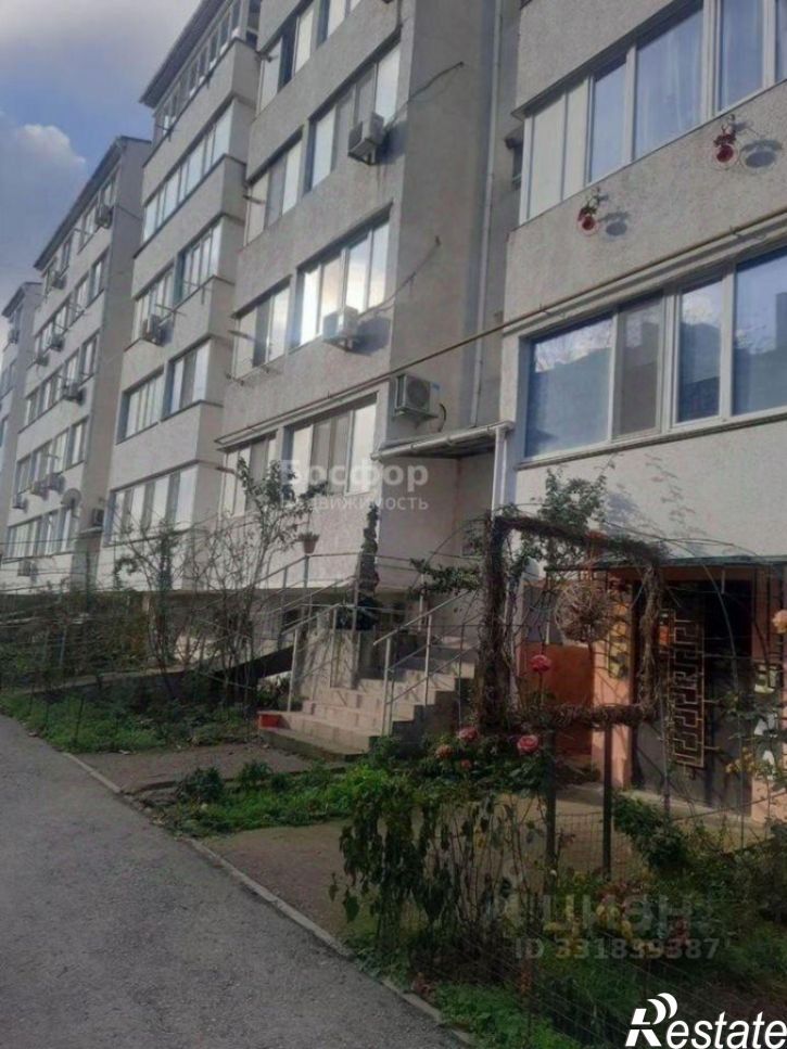 2-комн квартира ул Гарнаева, 63И,  д. 63И