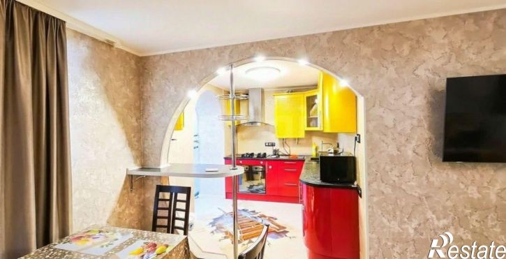 3-комн квартира ул Чкалова, 113Б,  д. 113Б