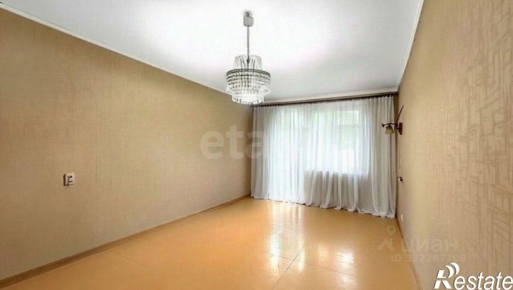 3-комн квартира ул Гарнаева, 63Д,  д. 63Д