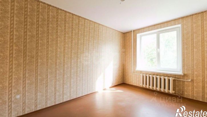 3-комн квартира ул Гарнаева, 63Д,  д. 63Д