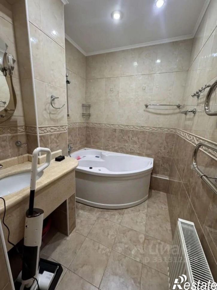 2-комн квартира Адмиральский б-р, 7Г,  д. 7Г
