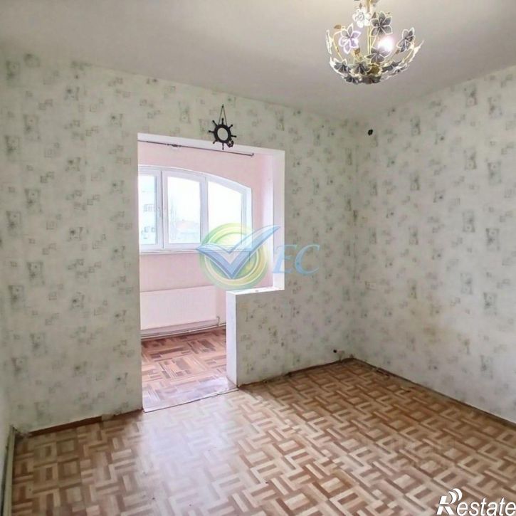 4-комн квартира ул Дружбы, 42В,  д. 42В