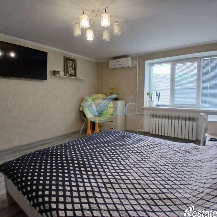 2-комн квартира б-р Старшинова, 12,  д. 12