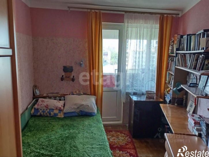 4-комн квартира б-р Старшинова, 25,  д. 25