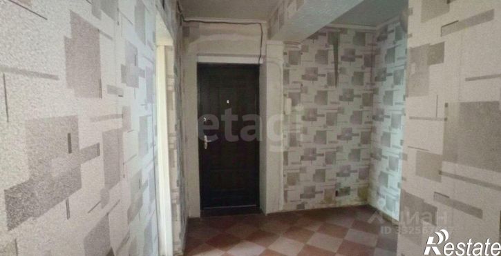 3-комн квартира б-р Старшинова, 8,  д. 8
