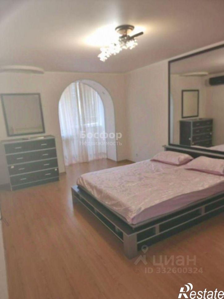 3-комн квартира ул Чкалова, 113Б,  д. 113Б