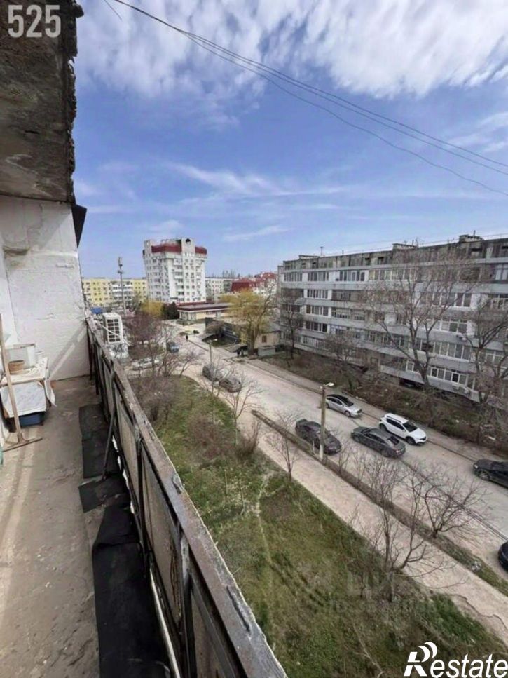 3-комн квартира б-р Старшинова, 21,  д. 21