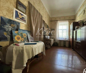 3-комн, 60кв м, этаж 2/2 Адмиральский б-р, 12