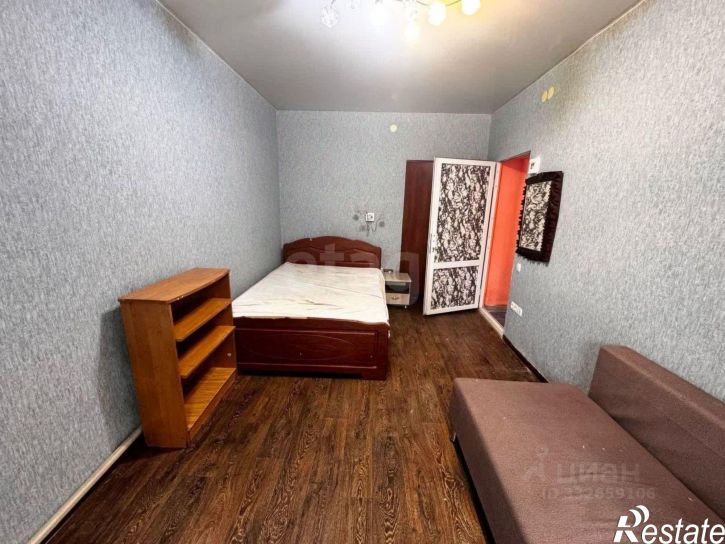 2-комн квартира Адмиральский б-р, 8,  д. 8