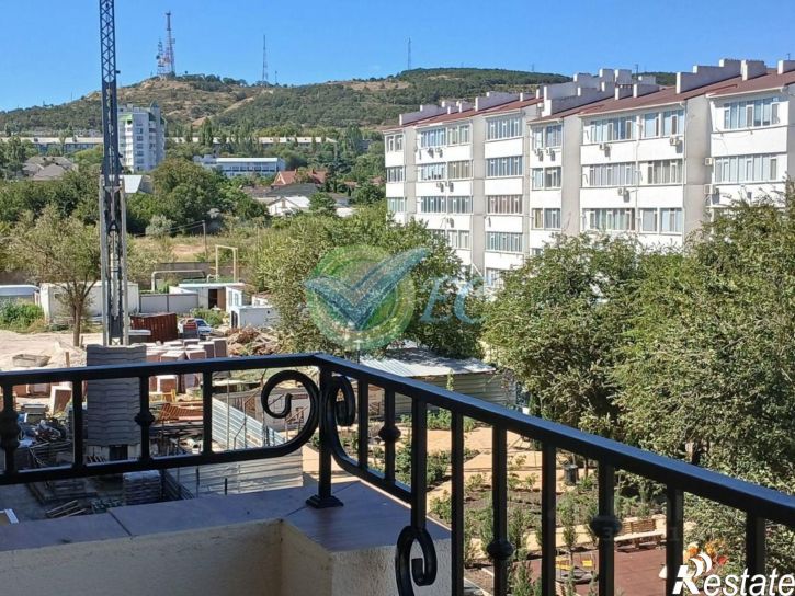 3-комн квартира ул Гарнаева, 63К,  д. 63К