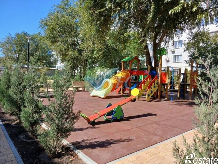 2-комн квартира ул Гарнаева, 63К,  д. 63К