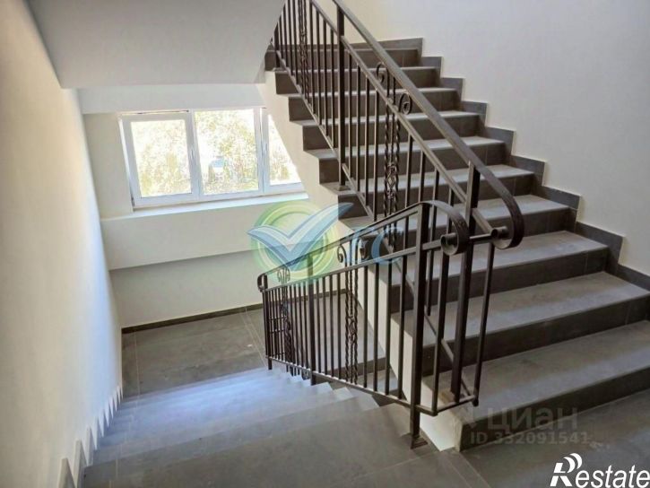 3-комн квартира ул Гарнаева, 63К,  д. 63К