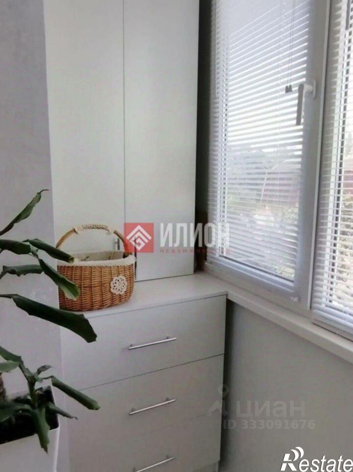 3-комн квартира ул Свиридовых, 1,  д. 1