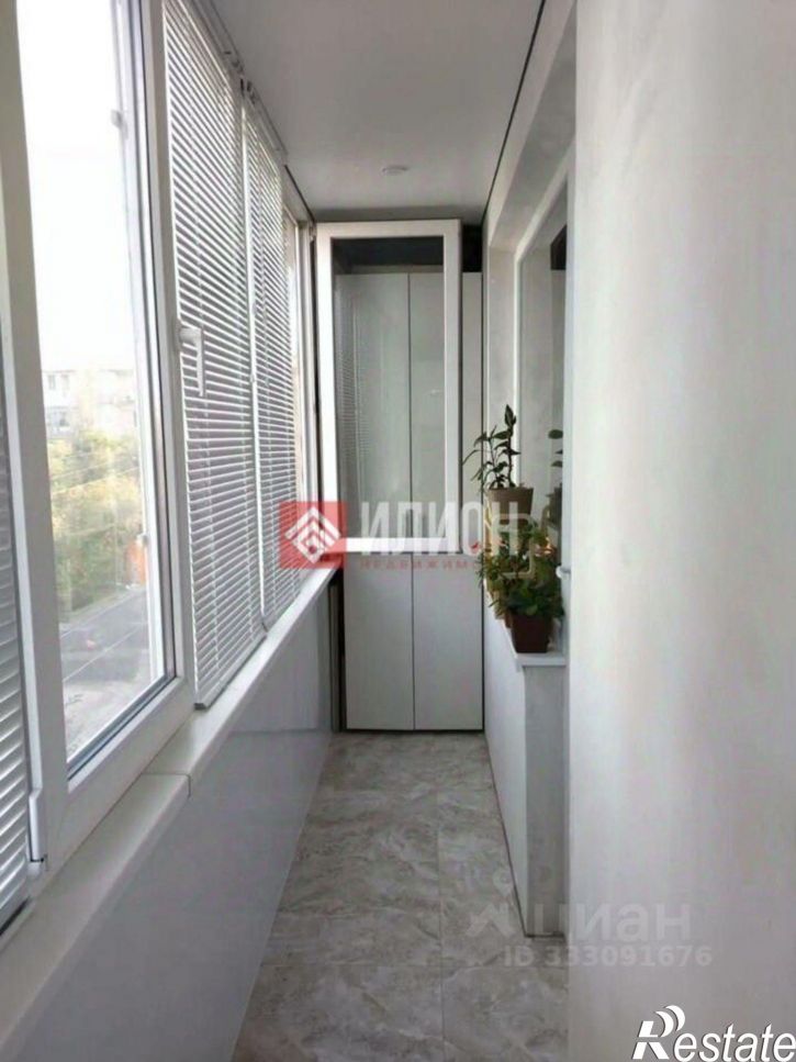 3-комн квартира ул Свиридовых, 1,  д. 1