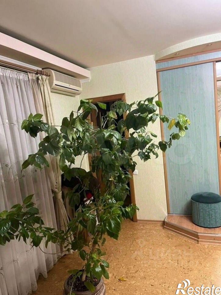 6-комн квартира Ново-Московский пр-д, 59,  д. 59