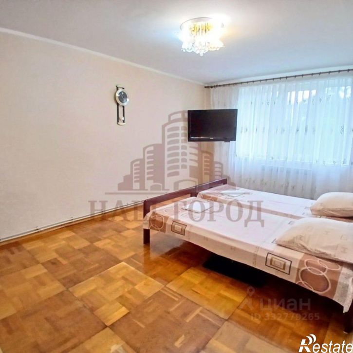 3-комн квартира Феодосия г, Колхозный пер, 7
