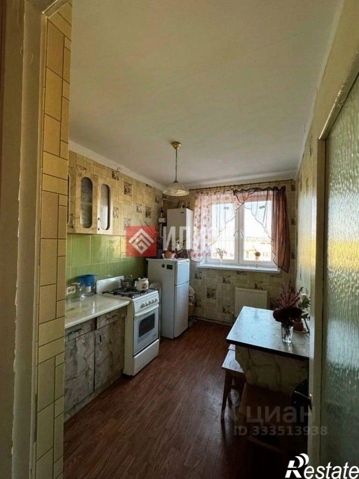 3-комн квартира б-р Старшинова, 8А,  д. 8А