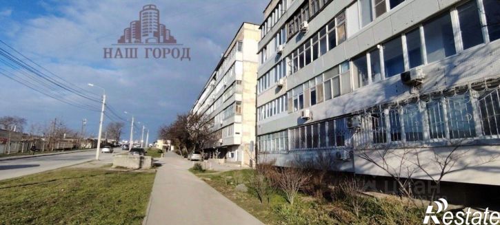 3-комн квартира улица Челнокова, 64,  д. 64