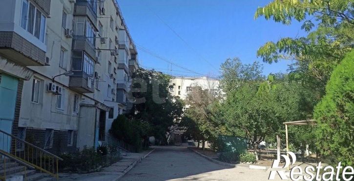 3-комн квартира улица Гарнаева, 63З,  д. 63З