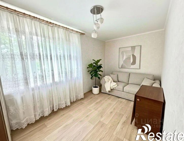 3-комн квартира Тамбовский переулок, 3,  д. 3