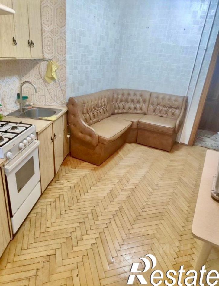 3-комн квартира улица Гарнаева, 63З,  д. 63З