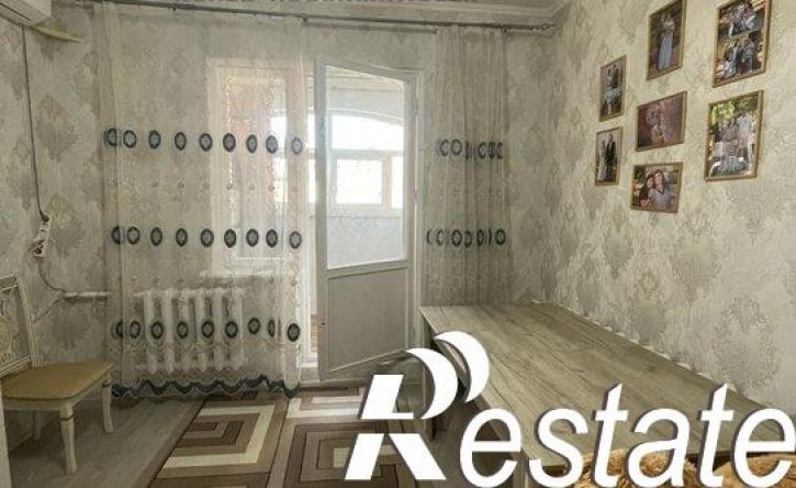 4-комн квартира улица Челнокова, 102,  д. 102