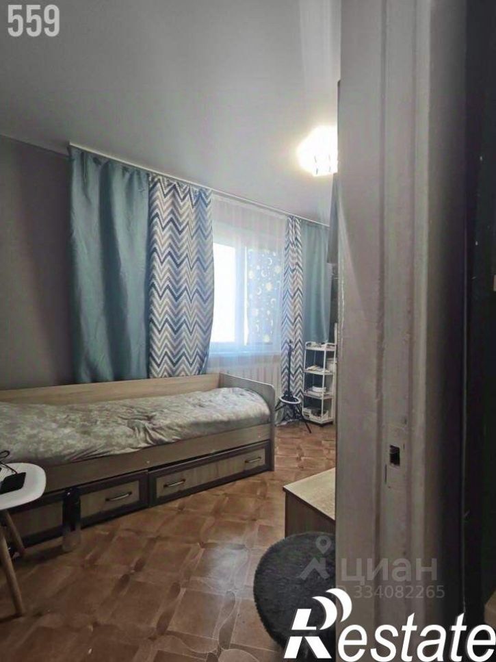 3-комн квартира Симферопольское шоссе, 33Б,  д. 33Б