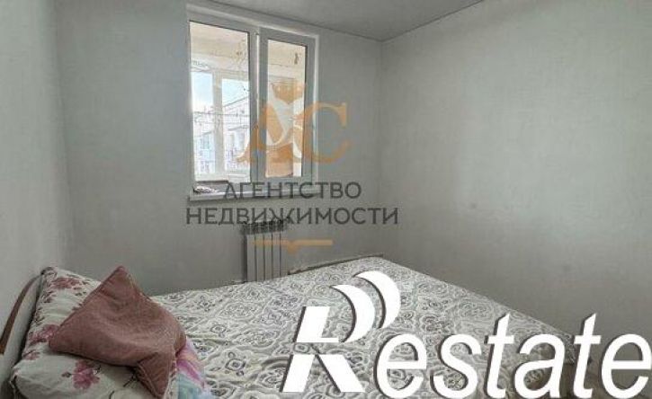 3-комн квартира улица Челнокова, 98,  д. 98