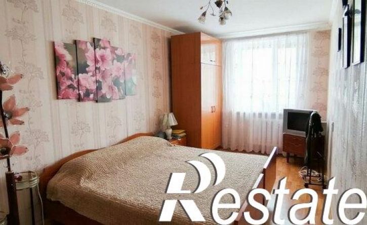 3-комн квартира улица Челнокова, 70,  д. 70
