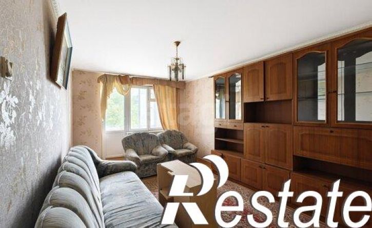3-комн квартира улица Гарнаева, 63А,  д. 63А