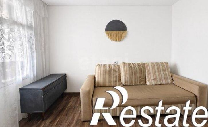 3-комн квартира улица Гарнаева, 63А,  д. 63А